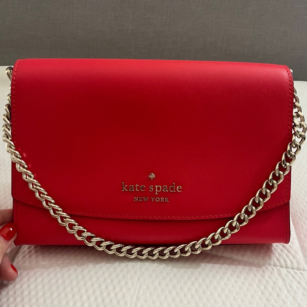 Kate Spade Carson Convertible Crossbody in Red Currant (Authentic)